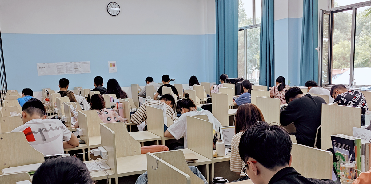 汉中考研寄宿学校-学习氛围